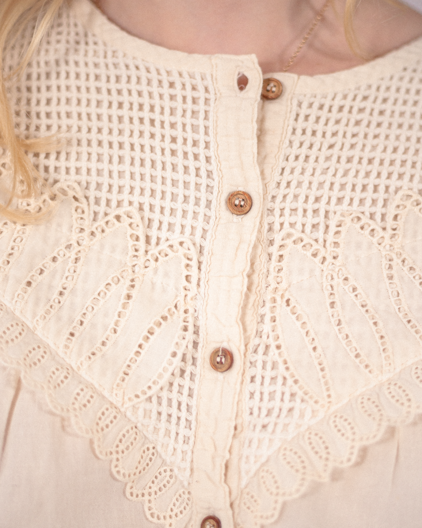 Blouse ajourée