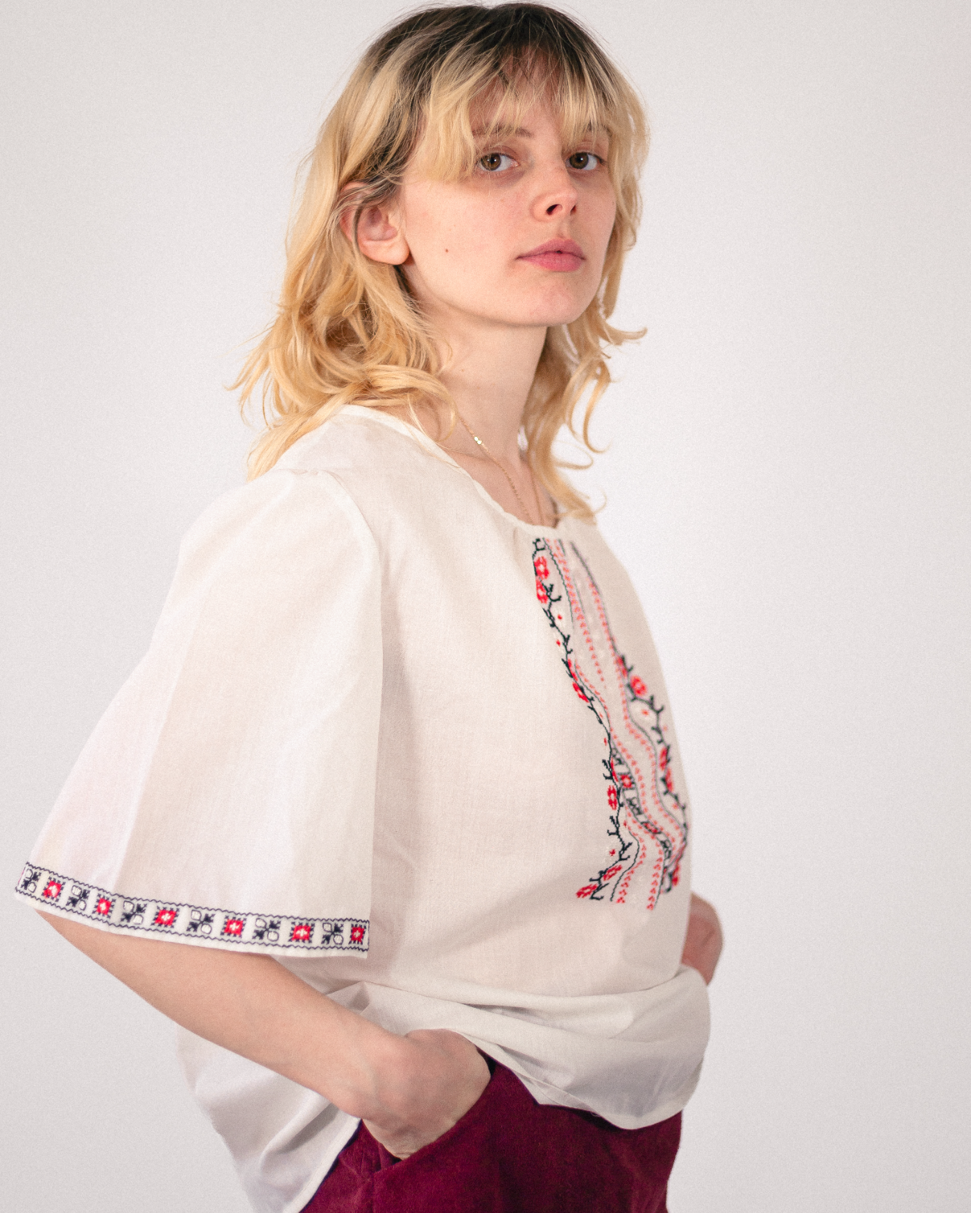 Blouse brodée