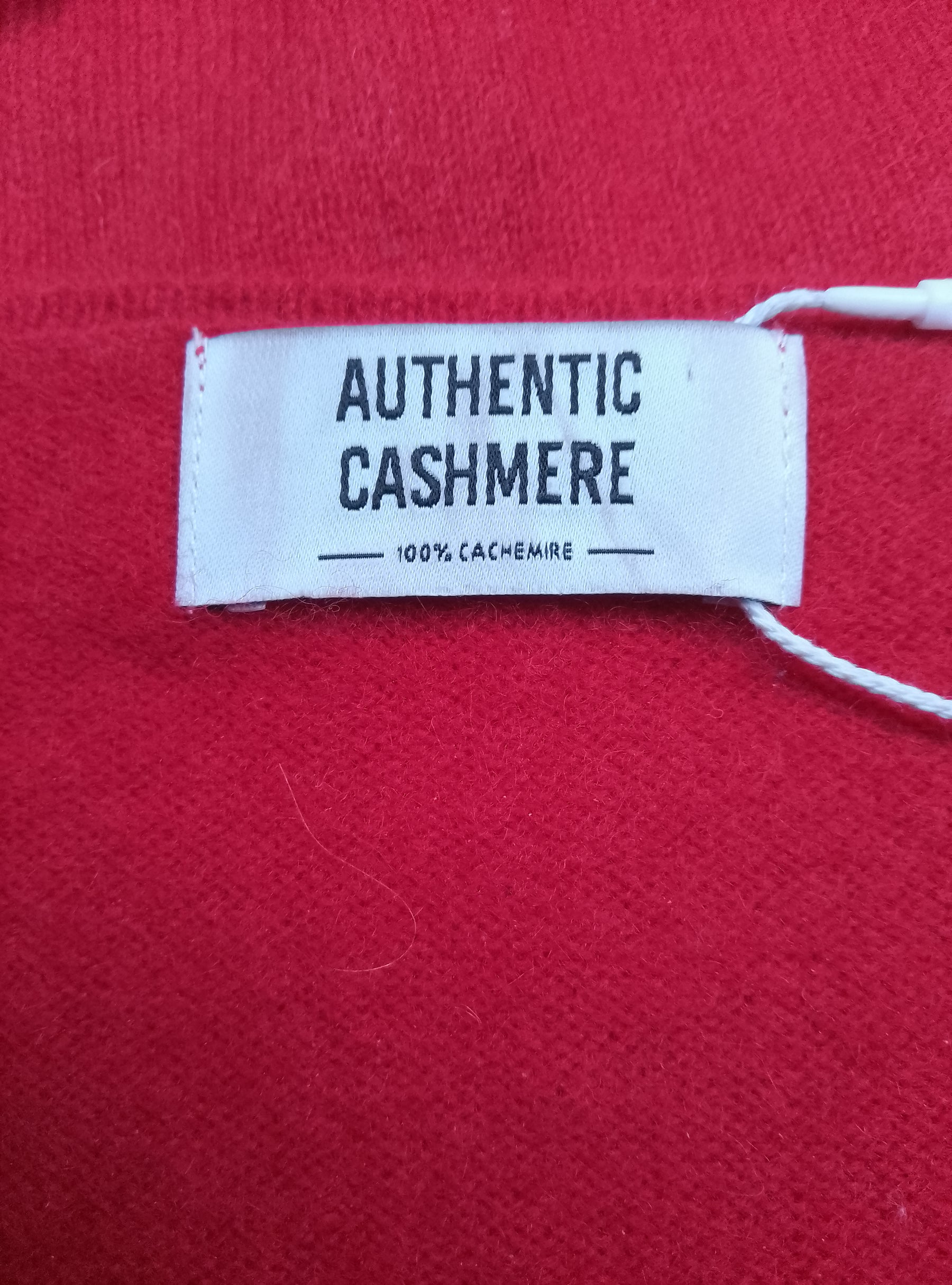 Pull en cachemire rouge