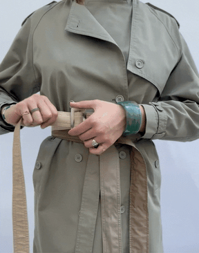 Trench-coat kaki