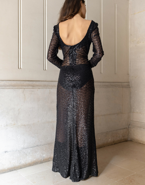 Robe longue transparente à sequins