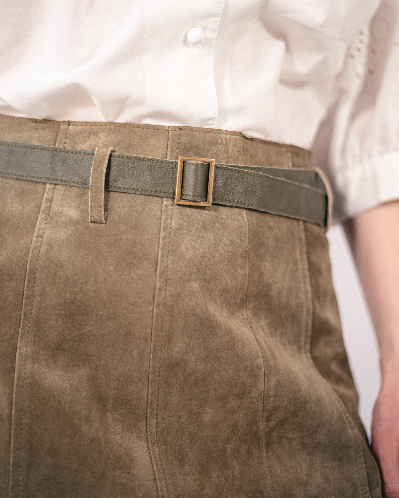 Jupe midi en daim