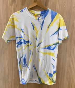 T-shirt tie & dye