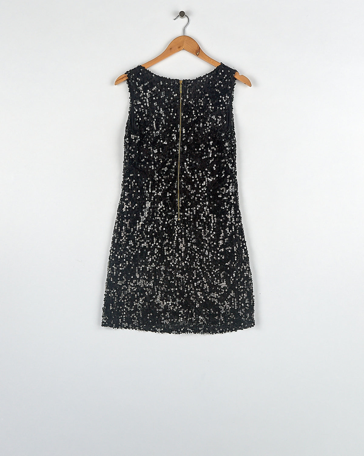 Robe courte en sequins